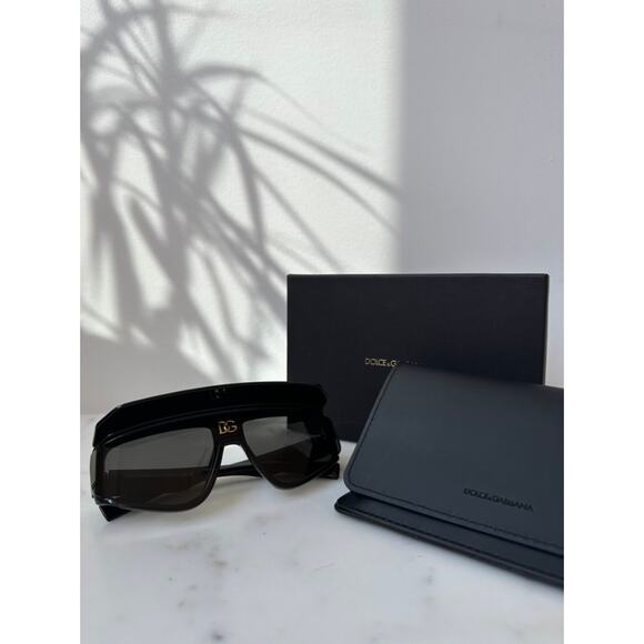 NEW Dolce & Gabbana DG6177 Black Logo Visor Sunglasses - Picture 9 of 14